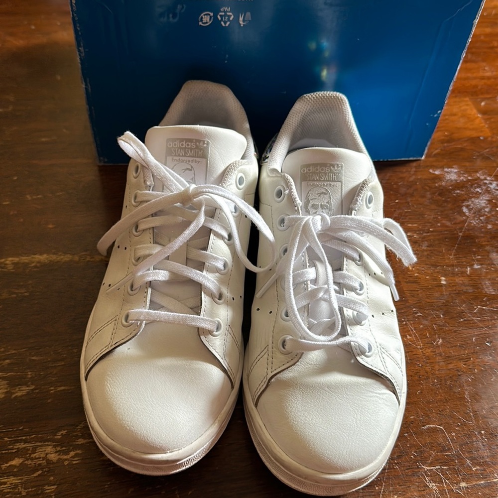 Adidas Stan smith white in good condition shoes size 5 US/ 4,5 UK